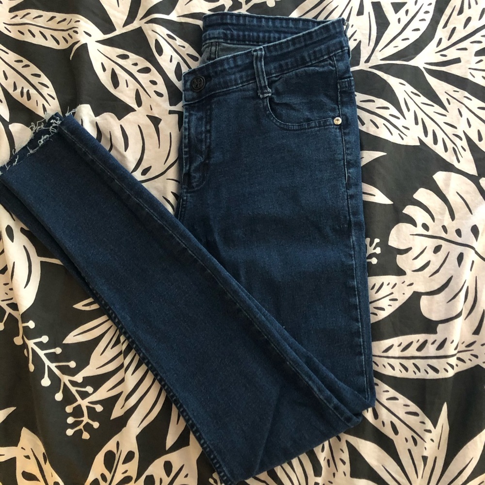 dark blue skinny jeans
